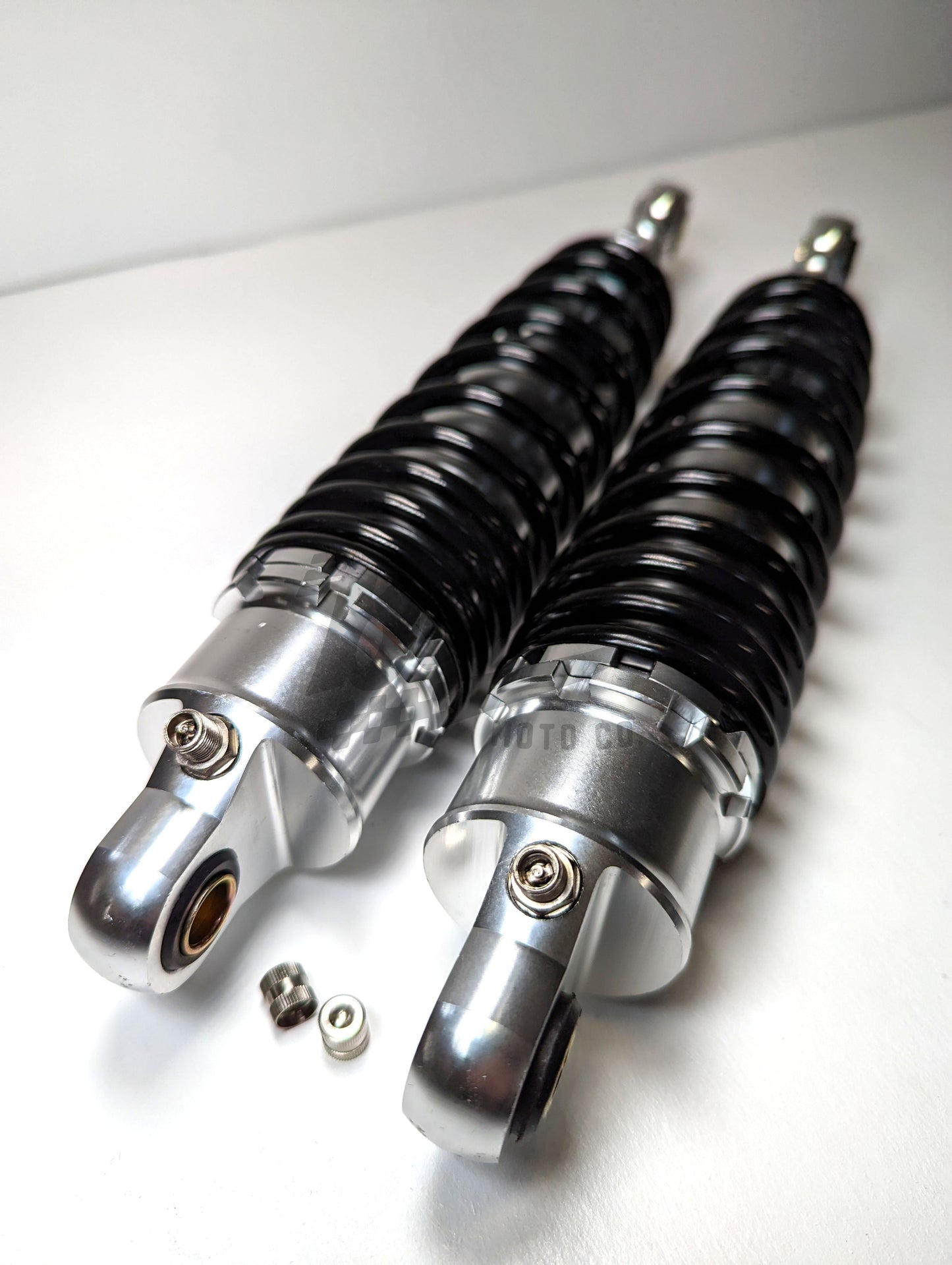 330mm-340mm Performance Gas Filled Rear Shock Set - Silver / Black