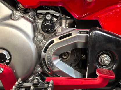 Honda Trail 125 (CT125) CNC Billet Aluminum Front Sprocket Chain Cover (Silver)