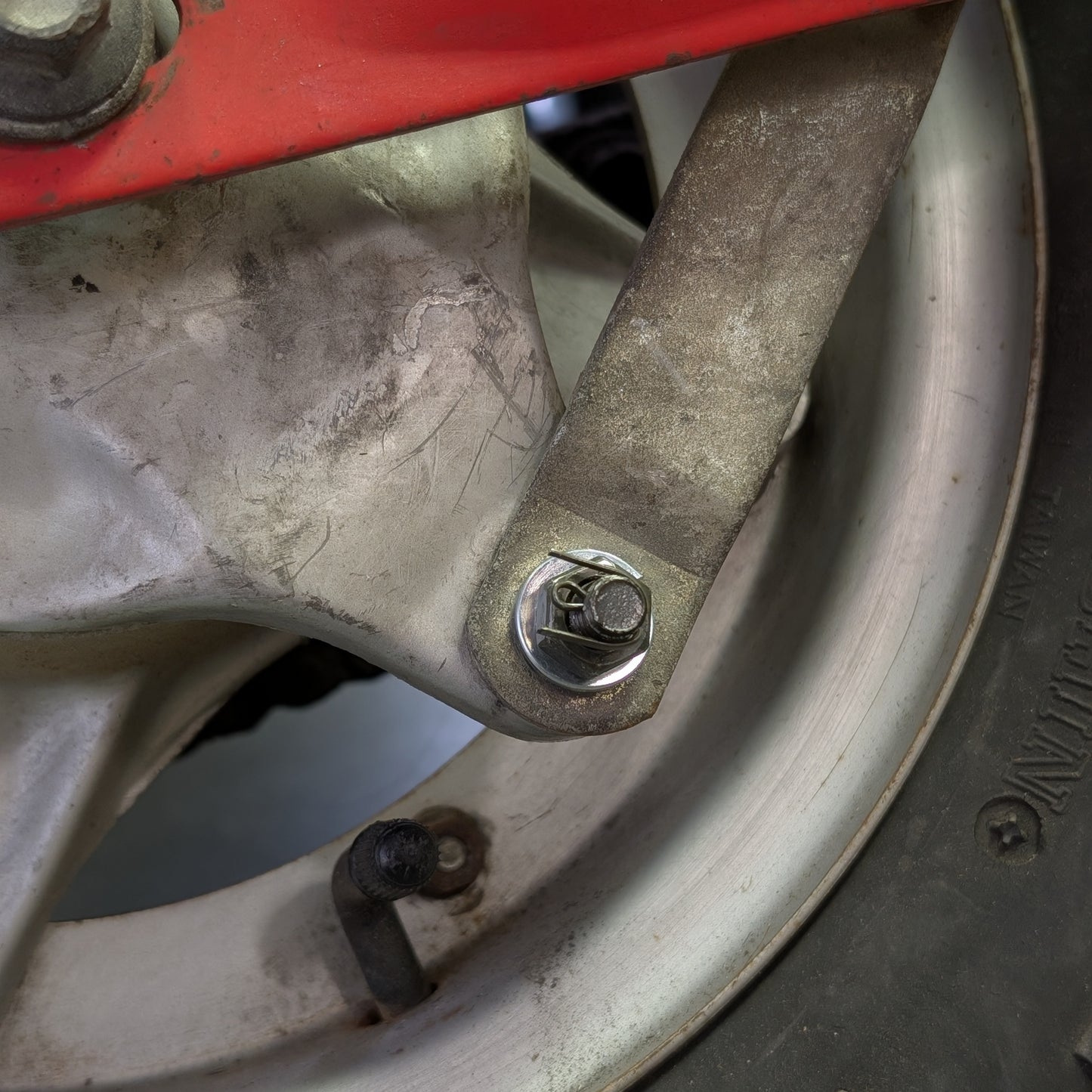 Brake Stay to Hub Bolt, Nut & Cotter Pin